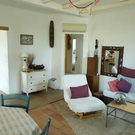 Apartment Balneo Pour 2 Dans Petit Village Proche & Montpellier Saussan